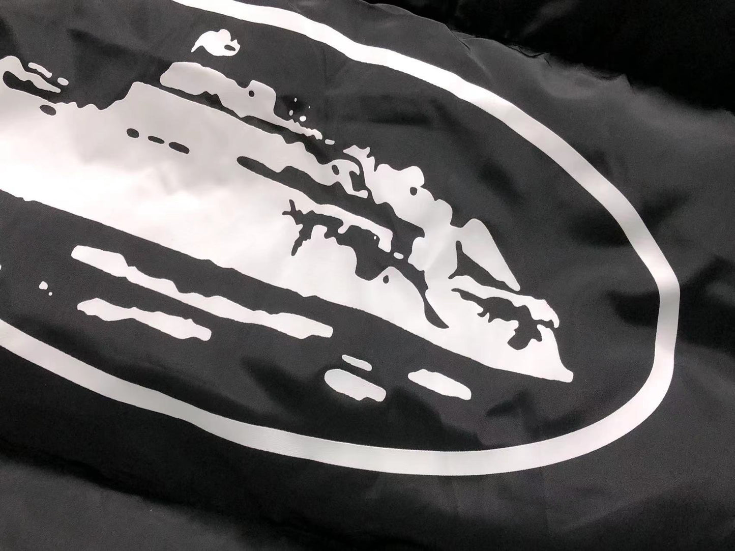 Jaqueta Puffer Corteiz Exclusiva