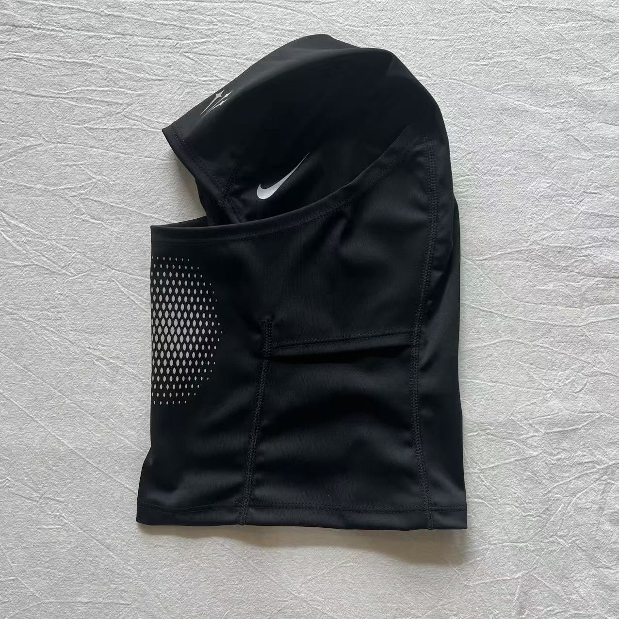 Balaclava Nocta Cold Breath x Drake